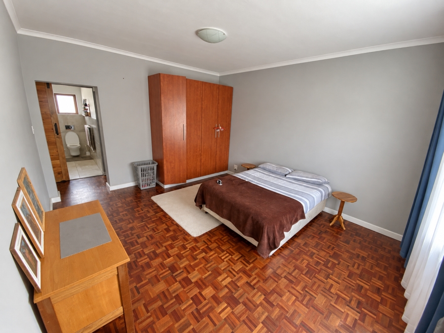2 Bedroom Property for Sale in Fish Hoek Western Cape